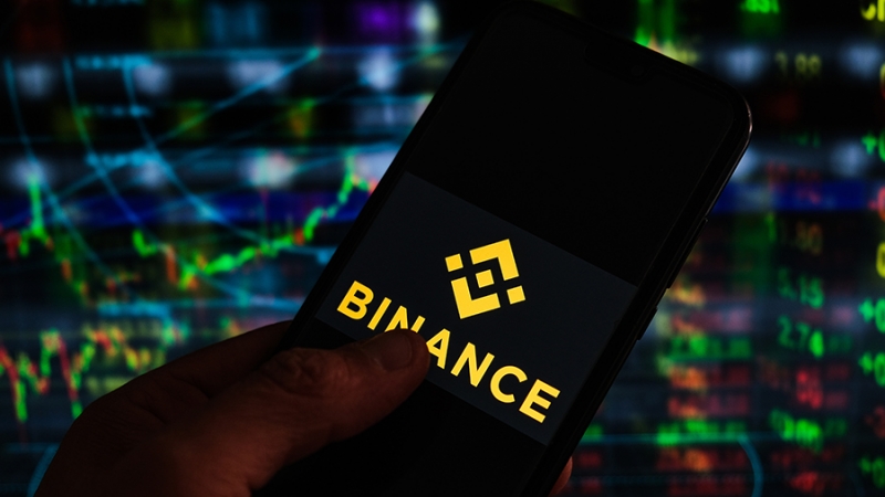 Дизайнеры и художники России представят свои работы в формате NFT на Binance