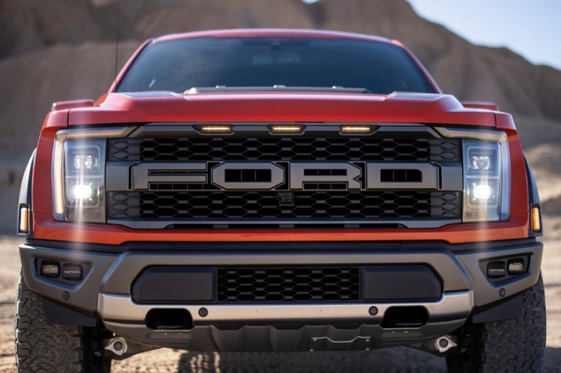 Ford готовит пару платформ для выпуска «зелёных» моделей и новые компактные батареи