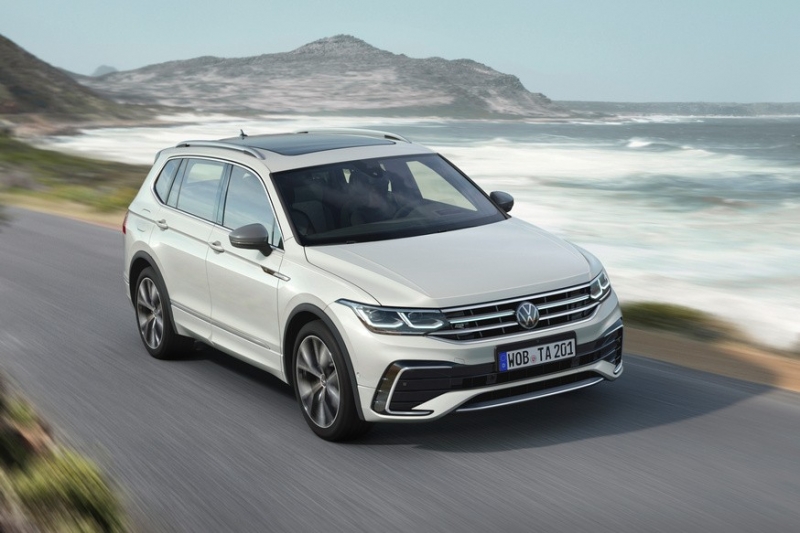 Глобальный растянутый Volkswagen Tiguan не стал гибридом после рестайлинга