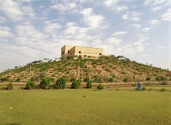 Ирак вводит полный локдаун на 10 дней