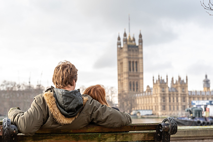 Ищущих работу европейцев внезапно перестали пускать в Британию