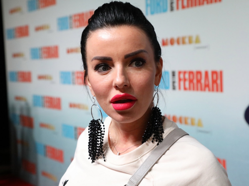 «Красные пельмени - двери в ад»: решившую стать депутатом Волкову загнали под лавку