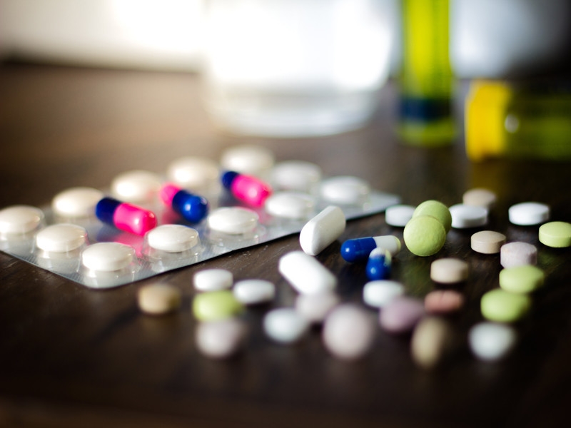 Минздрав РФ исключил из списка  препаратов для лечения COVID-19 противомалярийный гидроксихлорохин и добавил в него иммуноглобулин