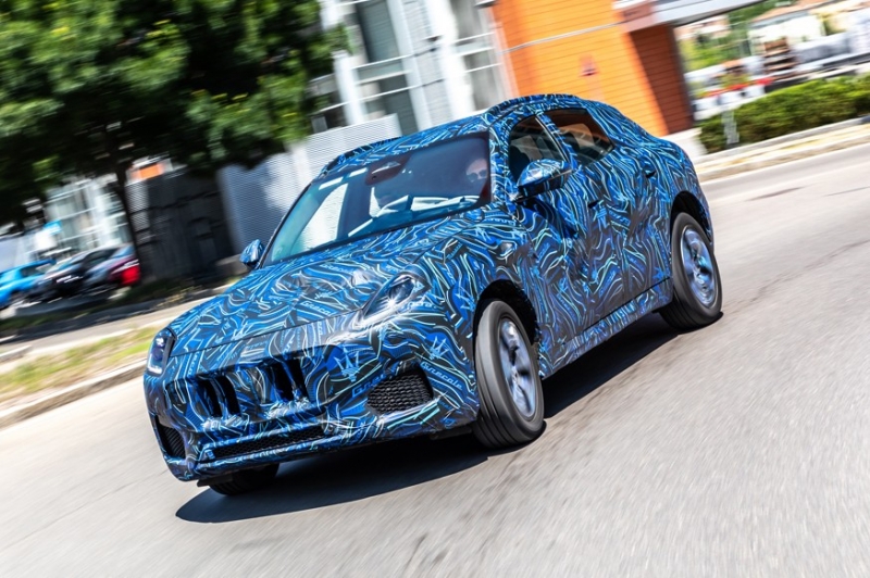 «Младший брат» Maserati Levante: кроссовер Grecale показался на новых фото