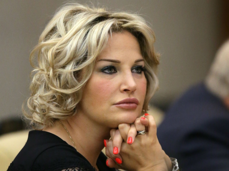 «Моя мама находится под гипнозом»: родня лишает Марию Максакову последней квартиры