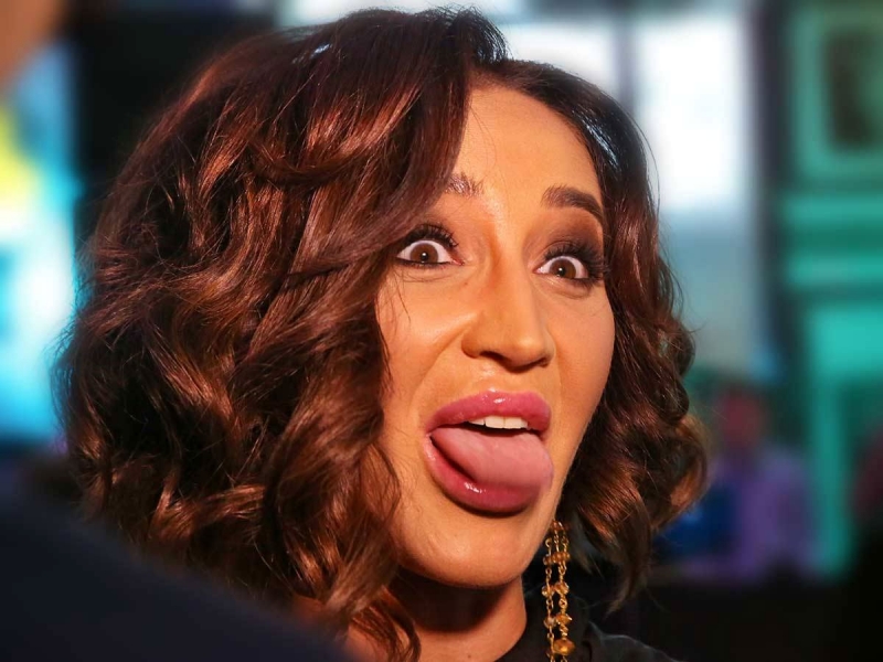 Названа причина странного поведения Ольги Бузовой в реанимации