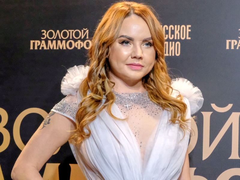После алкоголизма певицы МакSим ее дочери потребовалась помощь психолога