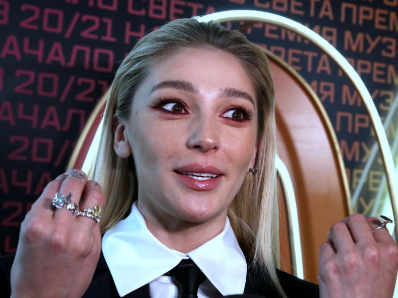 «Повезло Лехе»: голое фото Насти Ивлеевой попало в Сеть