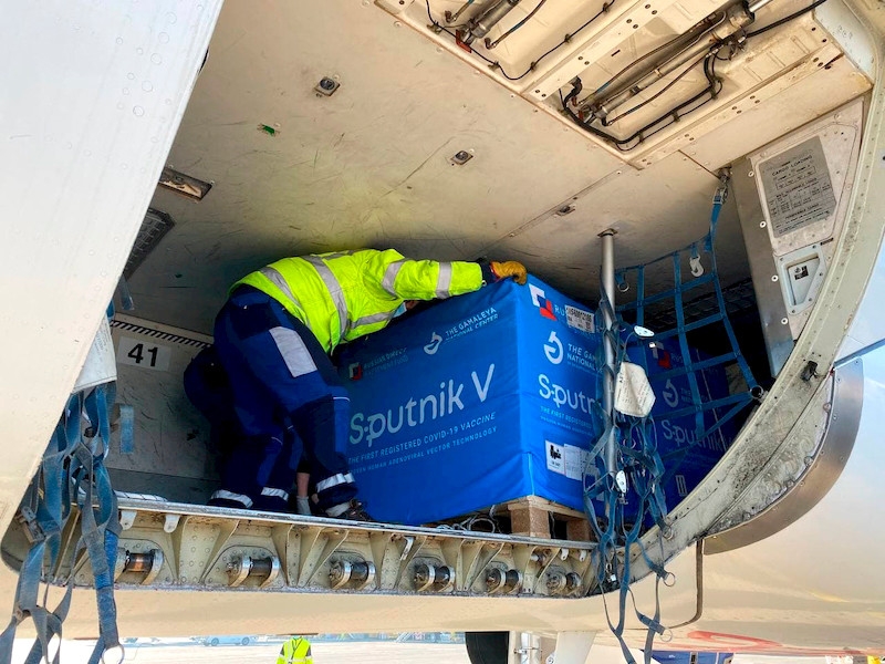 РФ поставила за границу только 8%  заказанных доз "Спутника V"