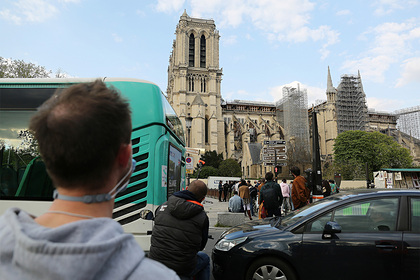У Нотр-Дама нашли опасный для здоровья свинец