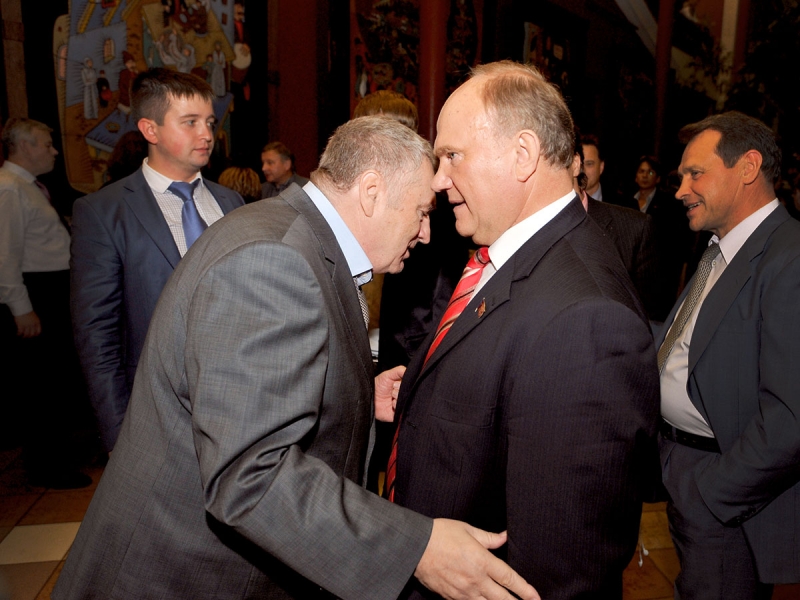 Ургант назвал Жириновского и Зюганова семейной парой