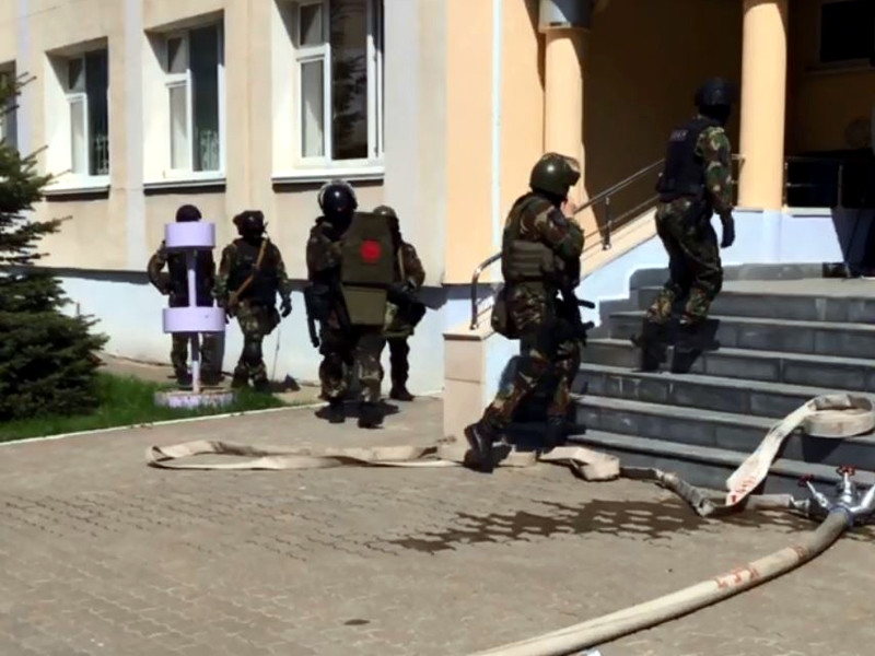 В Казани два раненых школьника остаются в крайне тяжелом состоянии, всего госпитализировано 18 детей