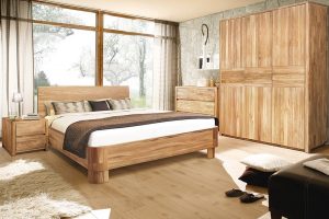Преимущества кровати из натурального дерева