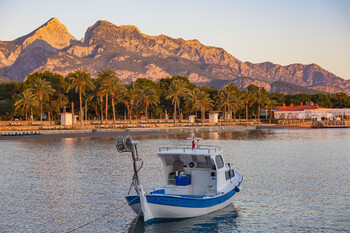 Чартеры в Турцию полетели из Хабаровска и Калининграда