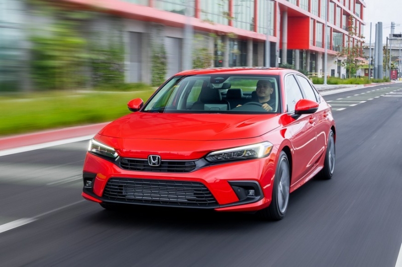 Хэтчбек Honda Civic нового поколения раскрыли до премьеры: «пятидверка» отличилась дизайном