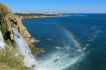 «Интурист» возобновит полётную программу в Анталию с 22 июня