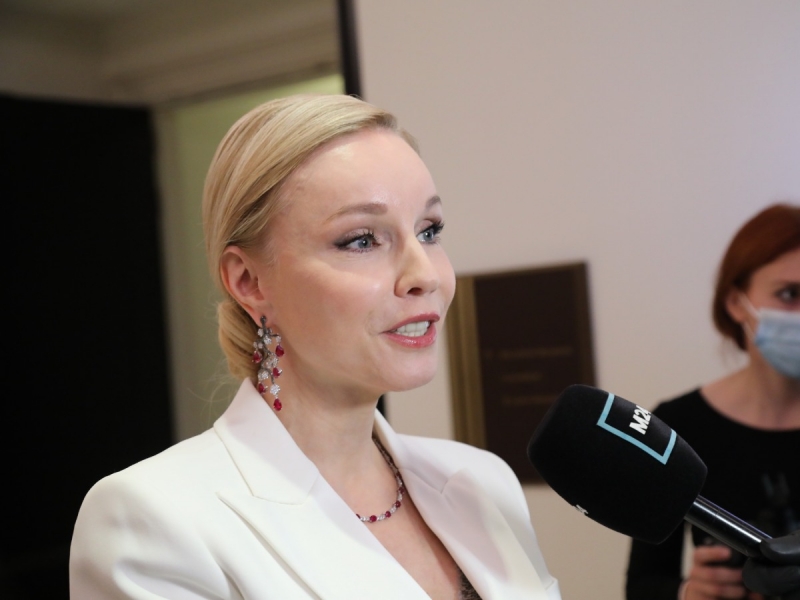 «Я хочу их сохранить»: Зудина поделилась архивными кадрами с Табаковым и детьми