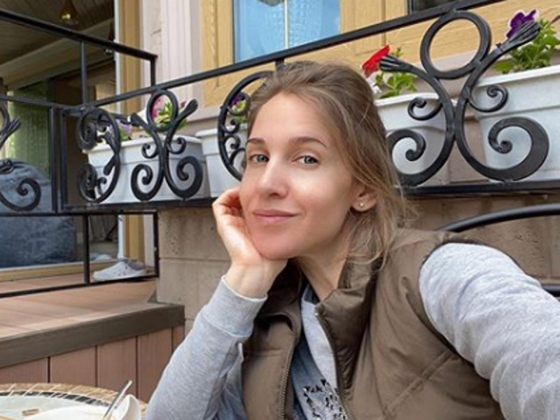 Юлия Ковальчук в мини-бикини похвасталась сногсшибательной фигурой