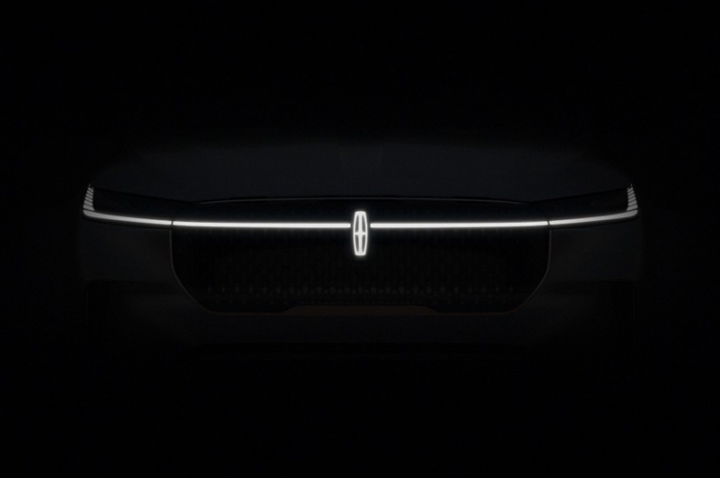 Lincoln готовится показать свой первый «батарейный» автомобиль: новинка засветила оптику
