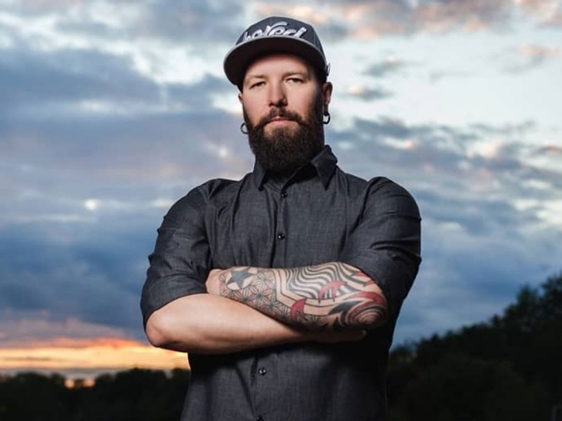 Названа причина смерти 40-летнего музыканта Максима Галстьяна