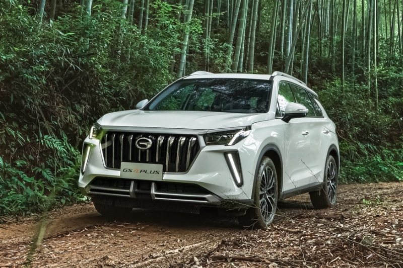 Непопулярный GAC GS5 после рестайлинга пополнил семейство младшего кросса GS4