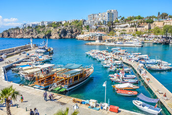 S7 Airlines полетит из Москвы и Новосибирска на курорты Турции 