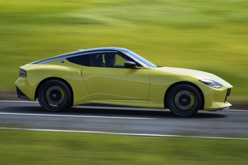 Серийная версия прототипа Z Proto готова к дебюту: спорткар Nissan покажут до конца лета