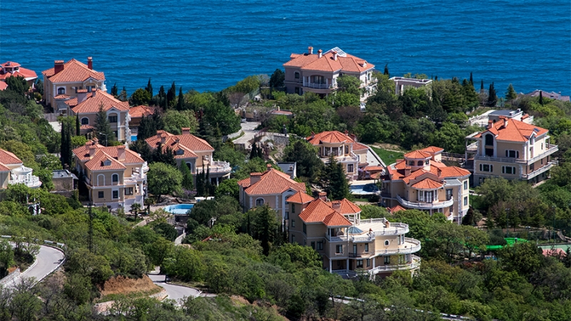Спрос на покупку частных домов на курортах вырос на 20%