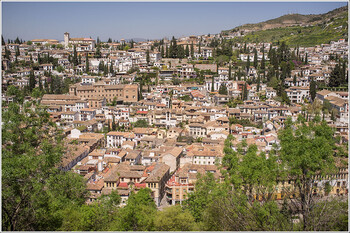 Визовые центры Испании возобновляют работу в Самаре, Екатеринбурге и Казани