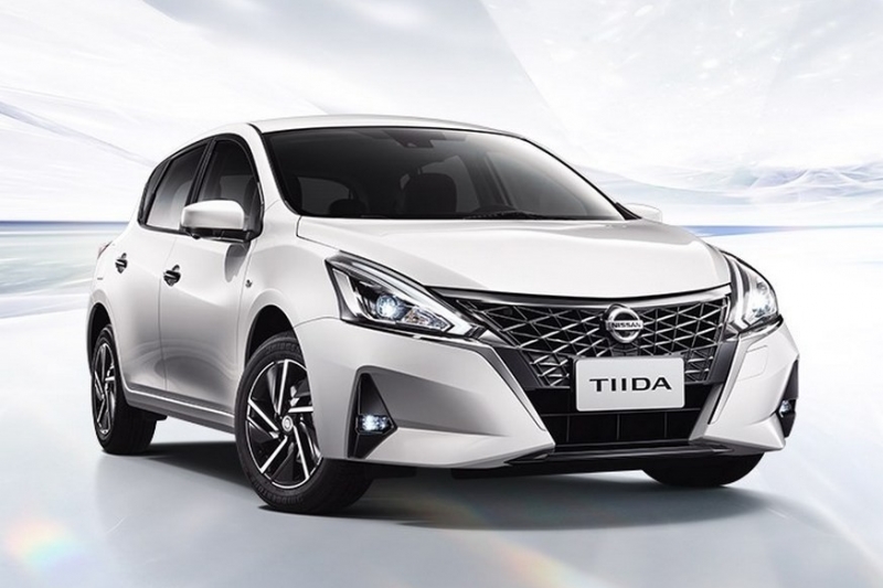 Хэтчбек Nissan Tiida ещё жив, и он только что обрёл версию в стиле последнего Note