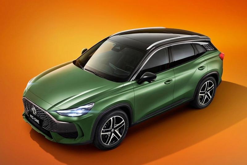 Кроссовер MG One готовится к дебюту: новые фотографии