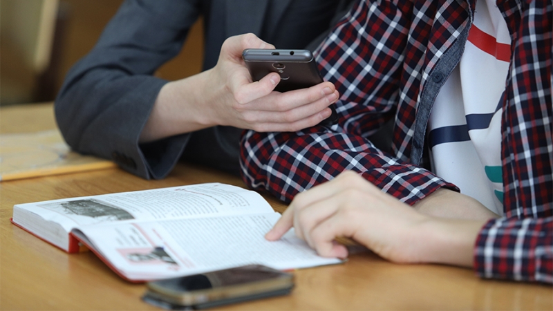 От велика до мала: 76% школьников столкнулись с финансовым мошенничеством