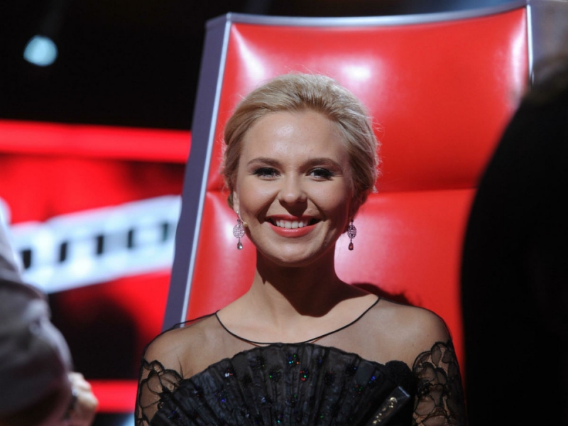 «Волосы не зубы, отрастут»: дочь Пелагеи от Телегина умилила новой стрижкой