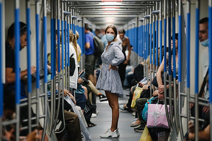 ВОЗ оценила опасность выявленного в России варианта коронавируса