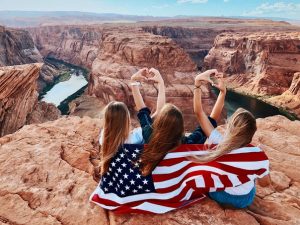 Программа WorkandTravelUSA в 2022 году: в чем ее привлекательность?