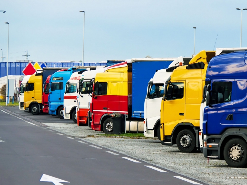 Авито Авто бесплатно научит продавать коммерческий транспорт и спецтехнику