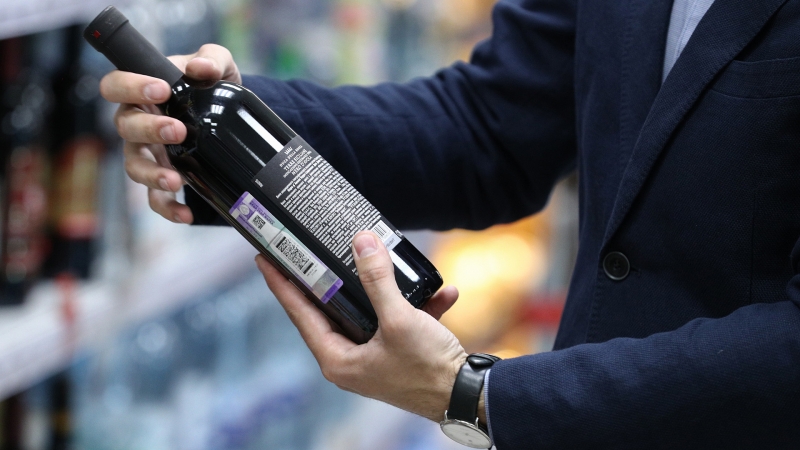 Бизнес попросил правительство о заморозке акцизов на алкоголь до 2024 года