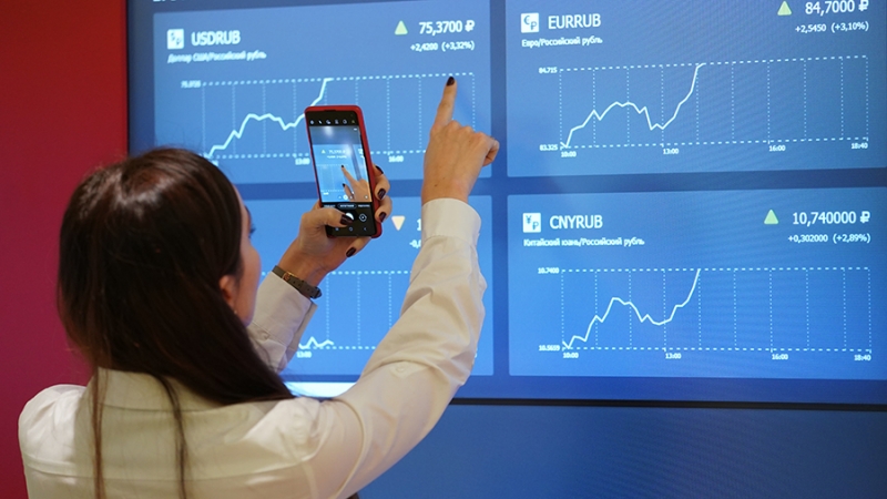 ЦБ поддержал продажу пластмасс на бирже