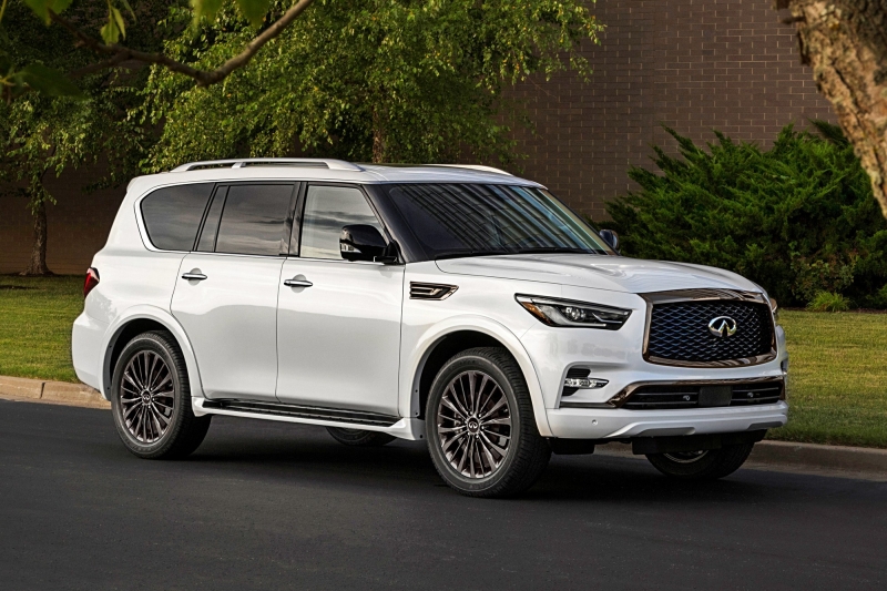 Infiniti QX80 опять обновили: теперь салон, как у «простонародного» Nissan Armada
