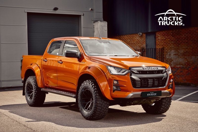 Новый Isuzu D-Max: версия AT35 для экстремального бездорожья и самосвал