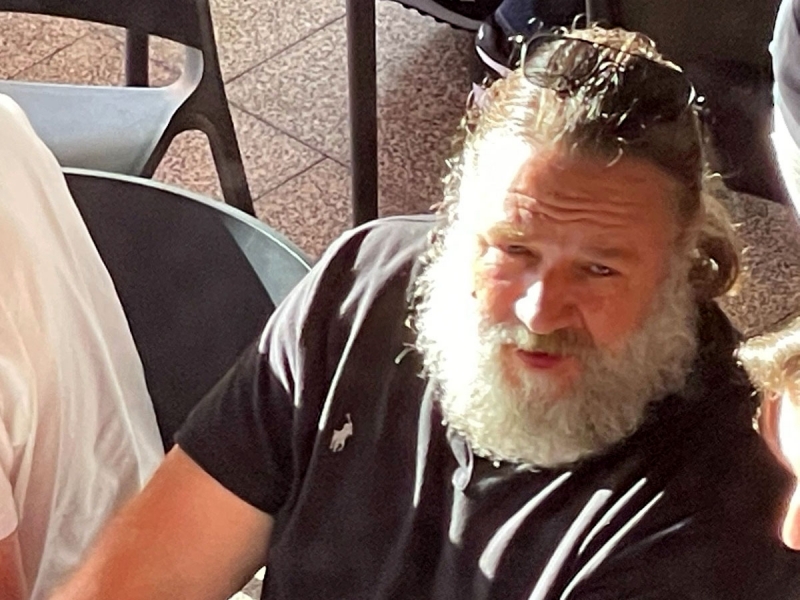 Рассел Кроу испугал соседей