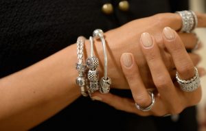 От чего зависит выбор шармов для браслета?