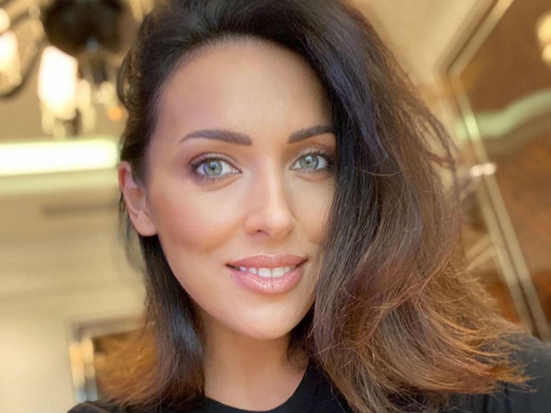 «Спасибо тебе за жизнь»: Алсу показала свою красавицу-маму