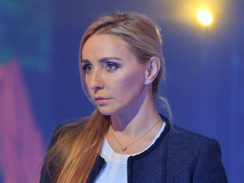 «Твоя крепкая рука всегда держит мою»: Татьяна Навка нежно поздравила Пескова с годовщиной