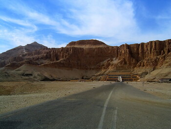 В Египте туристов из РФ сбил грузовик: один человек погиб