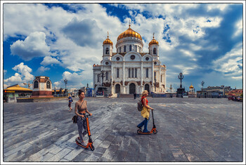 В Москве отменено ношение перчаток в общественных местах