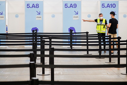 В ООН отказались комментировать призыв ВОЗ приостановить ревакцинацию