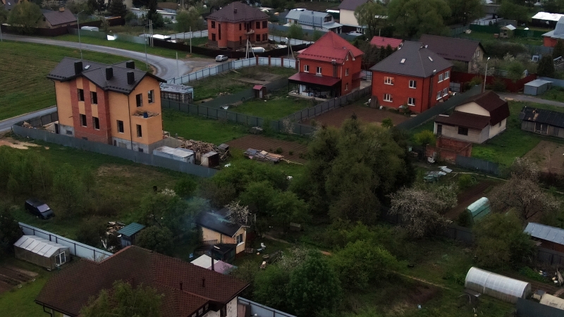 В России спрос на участки под частные дома вырос на 10%