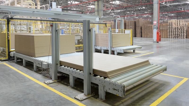 ФАС возбудила дело в отношении крупнейшего производителя древесных плит