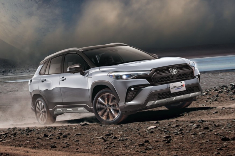 Паркетник Toyota Corolla Cross GR Sport отличился не только декором